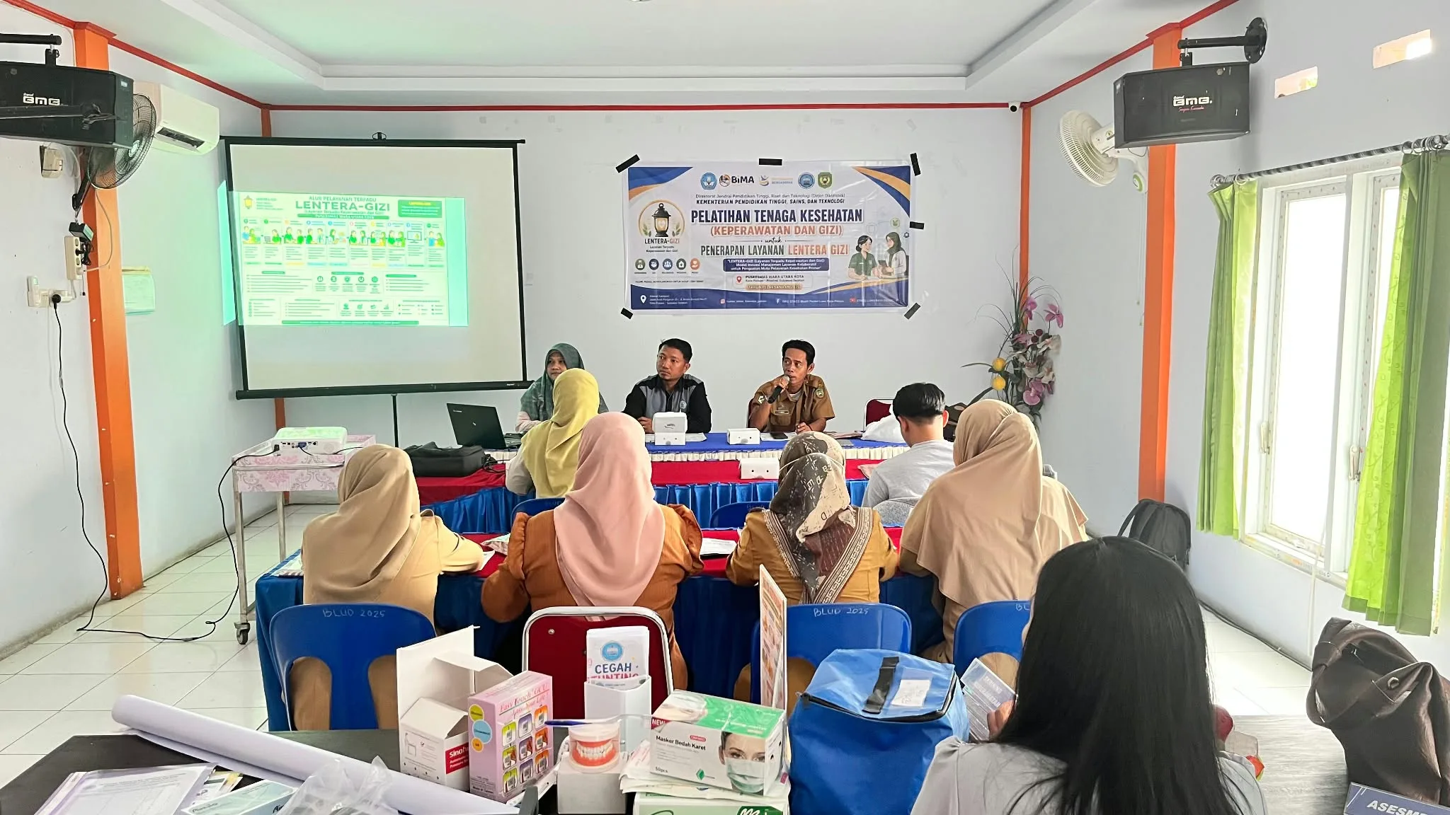 Tekan Masalah Gizi di Palopo, Dosen dan Mahasiswa STIKes Bhakti Pertiwi Luwu Raya Luncurkan LENTERA-GIZI di Puskesmas Wara Utara Kota