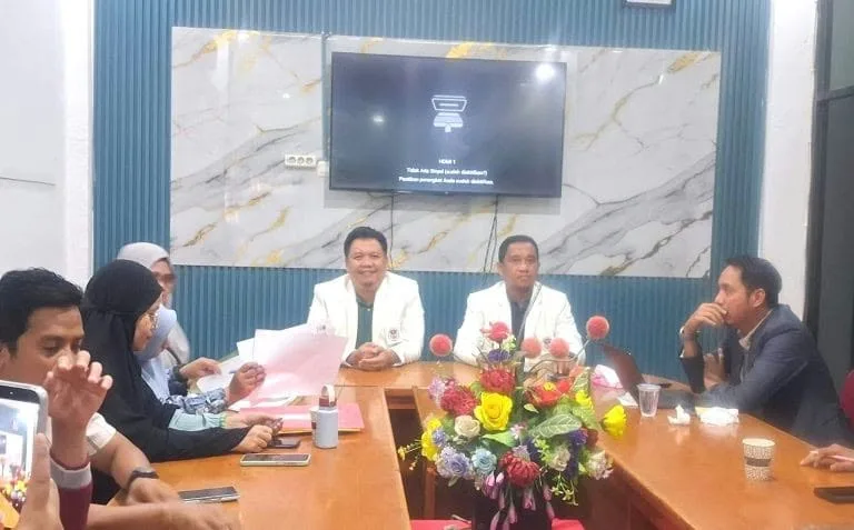 21 Calon Dekan dan Direktur PPS Unanda Palopo Ikuti Pemaparan Visi Misi dan Program Kerja