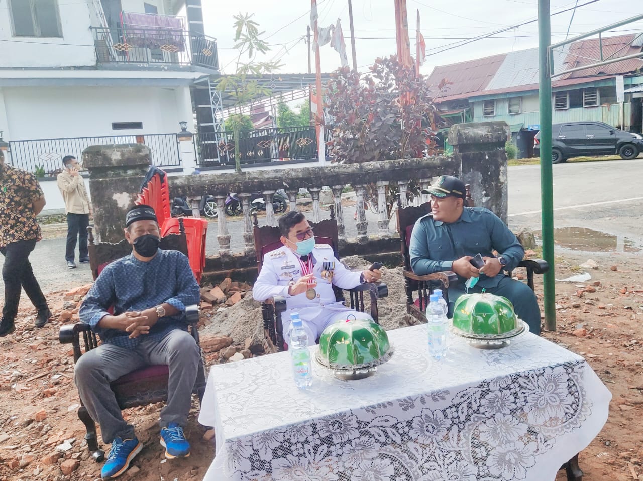 Judas Amir Letakkan Batu Pertama Pembangunan Masjid Nurul Akbar Penggoli Wara Utara