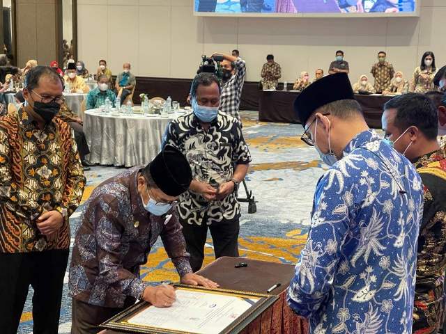 Beri Apresiasi Selamatkan Aset Senilai Rp90 Miliar, Plt Gubernur Minta Bupati dan Walikota di Sulsel Contohi Walikota Palopo