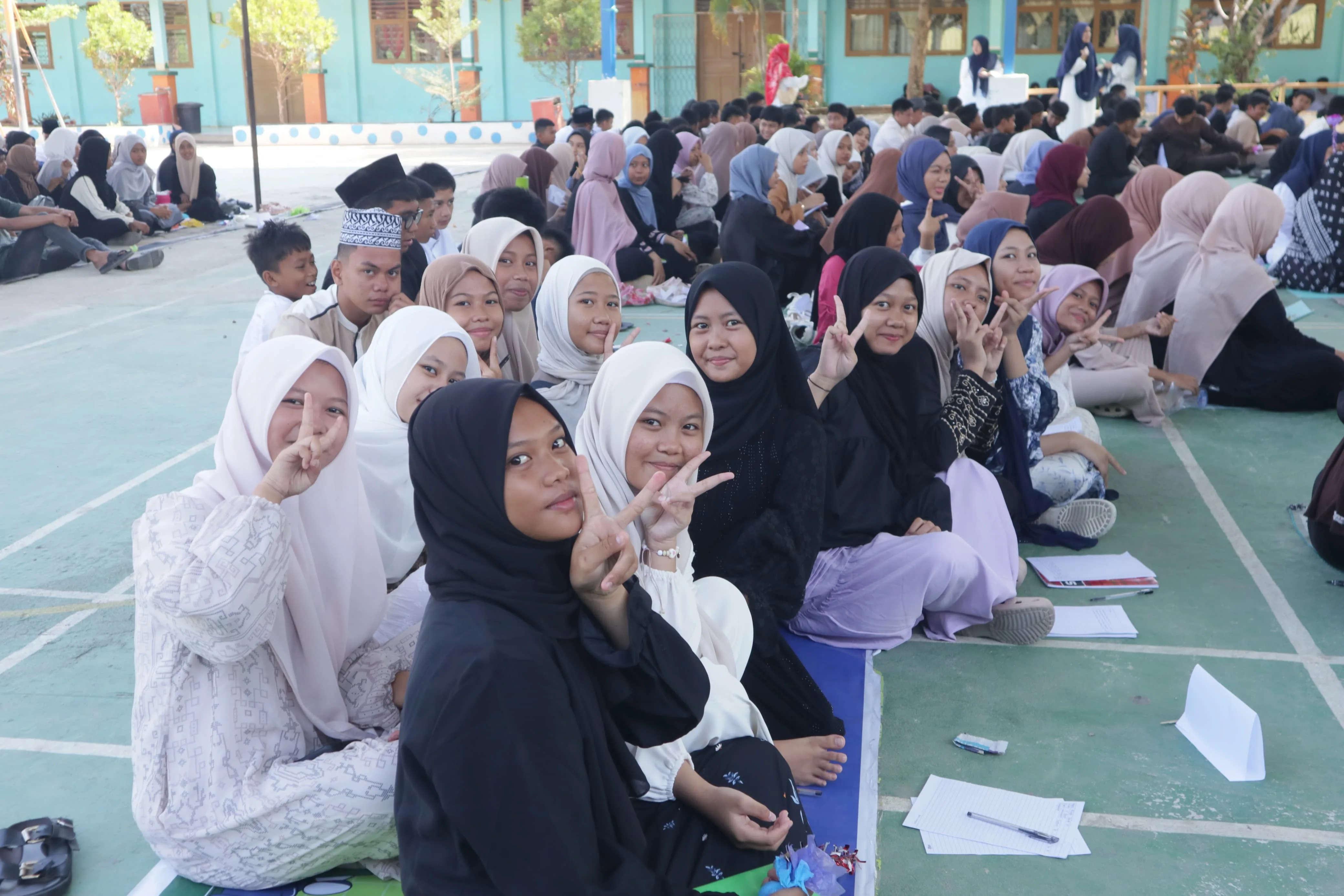 Video Peringatan Maulid Nabi di SMPN 1 Palopo, Siswa Diajak Teladani Karakter Rasulullah dalam Kehidupan Sehari-Hari