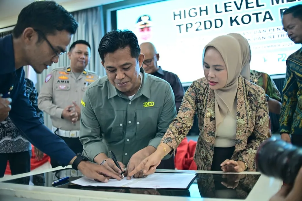 Wali Kota Palopo Dorong Percepatan Digitalisasi Transaksi Daerah, Luncurkan Aksara Smart Tax Payment